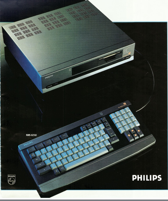 Philips NMS 8250 MSX2 desktop computer